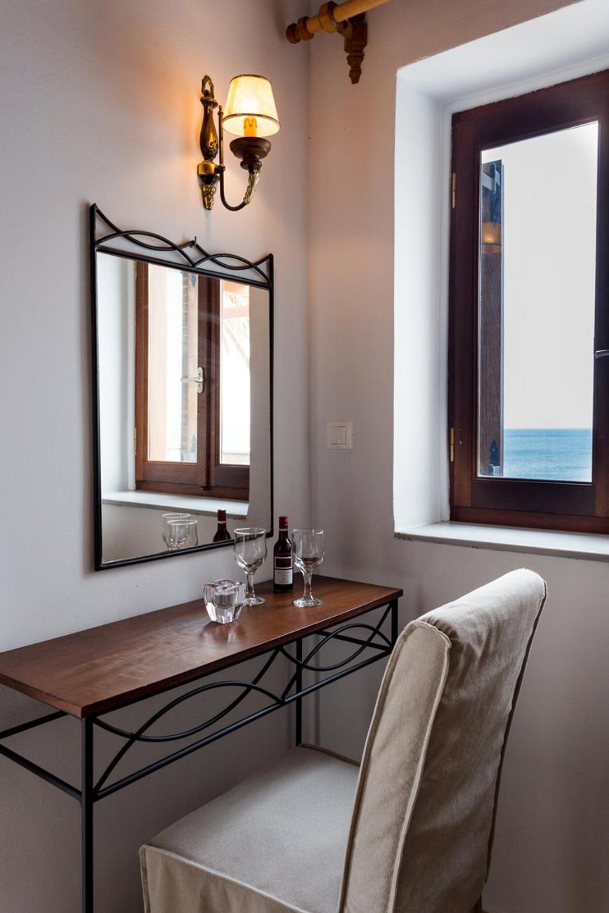 Pleiades Seaside Residences In Mani 아요스니콜라오스 객실 사진